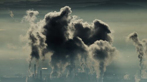 4 injured in hydrogen blast at Lyon chemical plant