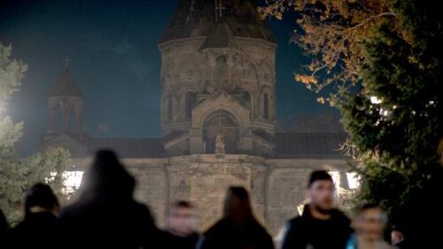 Ընտրություններից առաջ ՀՀ իշխանությունները Եկեղեցու դեմ վարում են համակարգված, խիստ ագրեսիվ արշավ․ Известия