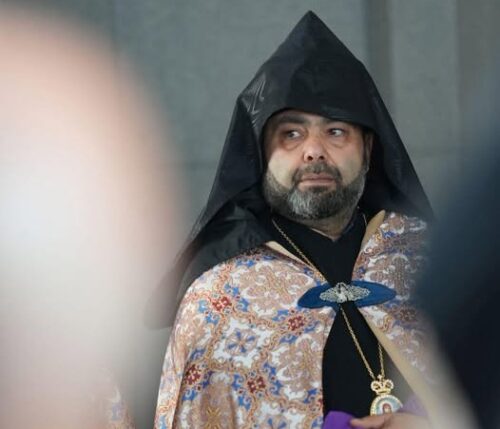 Человеческая несправедливость временна: послание епископа Мкртича из тюрьмы