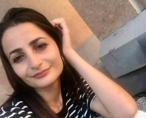 Идут поиски 26-летней сестры погибшего в 44-дневной войне солдата