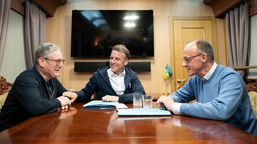 Եվրոպացի առաջնորդները Թրամփի հետ քննարկել են ուկրաինական հակամարտության կարգավորման բանակցային գործընթացը Եվրոպացի առաջնորդները Թրամփի հետ քննարկել են ուկրաինական հակամարտության կարգավորման բանակցային գործընթացը