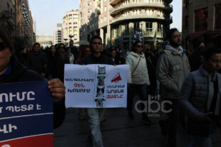 «Животные не говорят, мы — их голос»: марш за права животных в фоторепортаже