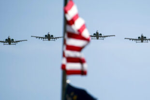 US fighter jets conduct flight near Venezuela