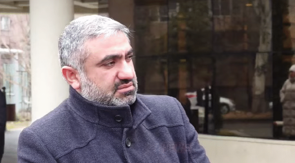 Հուսով ենք՝ մյուս տարի այս օրը Գյումրիի Յոթ Վերք եկեղեցում միասին կաղոթենք․ Տեր Փառենը եկել է «Իզմիրյան» ԲԿ՝ շնորհավորելու Միքայել սրբազանին