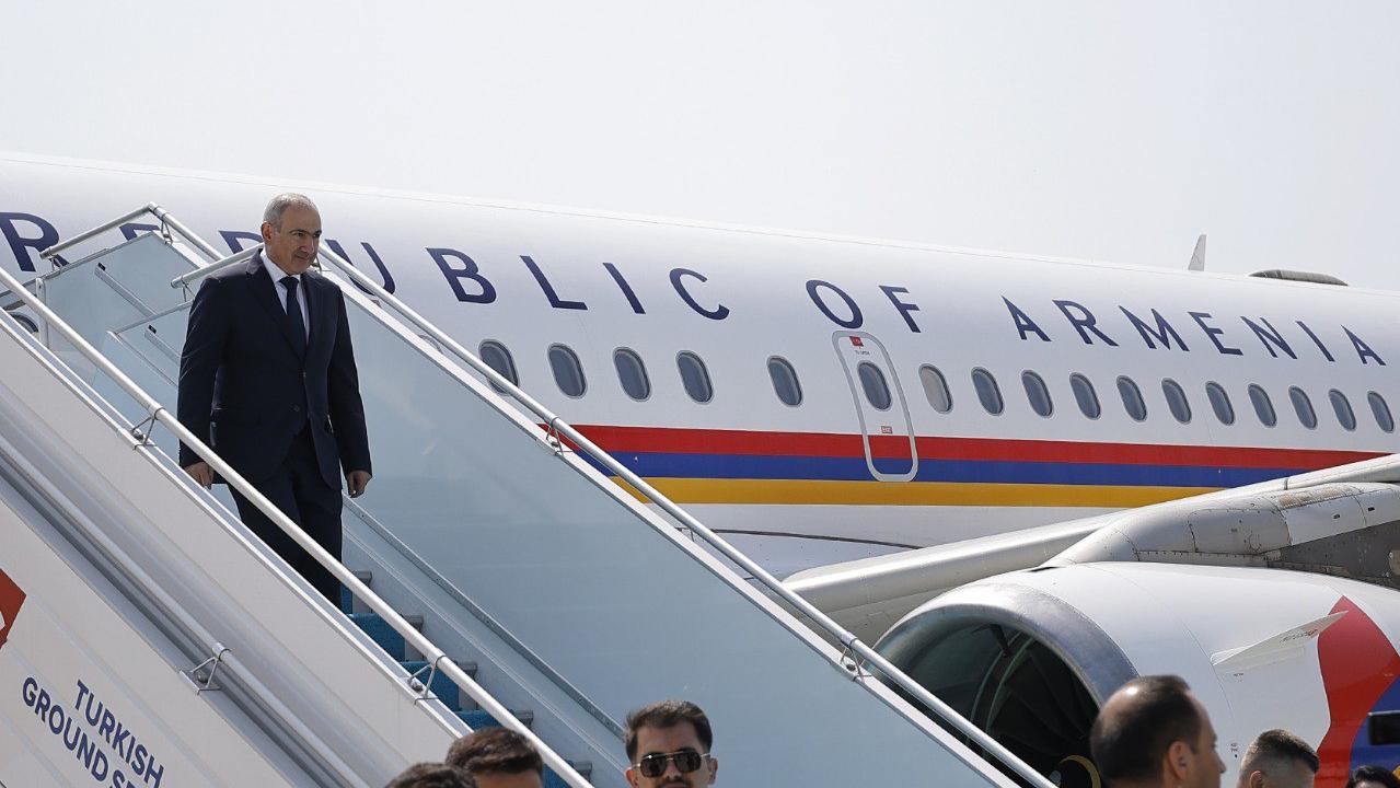 Փաշինյանի ինքնաթիռը չի կարողացել վայրէջք կատարել Մոսկվայում Փաշինյանի ինքնաթիռը չի կարողացել վայրէջք կատարել Մոսկվայում