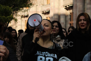 «Животные не говорят, мы — их голос»: марш за права животных в фоторепортаже