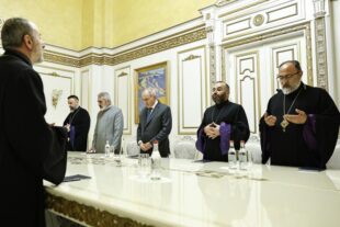 Փաշինյանի կողմից հոգևորականների դեմ շանտաժի կիրառումը երկրում «ադրբեջանական կուսակցության» ստեղծմանն ուղղված ռազմավարության մասն է․ Fondsk