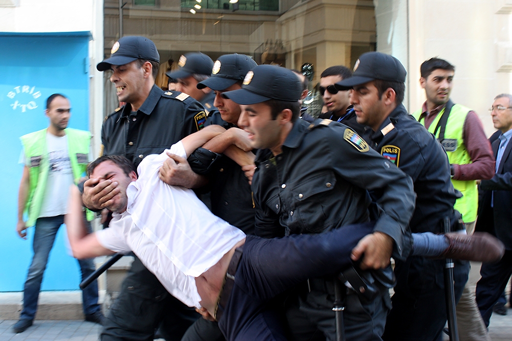 Ադրբեջանի իշխանությունները լռեցնում են ակտիվիստներին և լրագրողներին ոչ միայն երկրի ներսում, այլև արտասահմանում․ OC Media Ադրբեջանի իշխանությունները լռեցնում են ակտիվիստներին և լրագրողներին ոչ միայն երկրի ներսում, այլև արտասահմանում․ OC Media