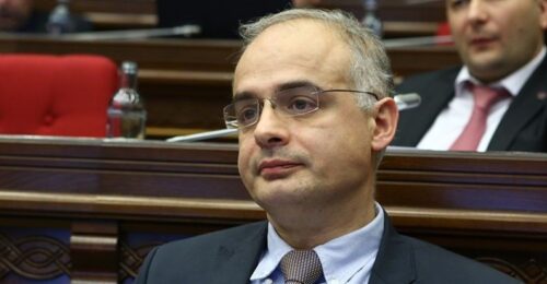 Зурабян: Мечта Алиева сбылась: азербайджанские пассажиры и грузовики не увидят «лица армянина»