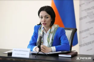 Жанна Андреасян: Необходимо, чтобы ИИ входил в систему образования не автоматически, а педагогически продуманным образом, в качестве помощника учителя и преподавателя