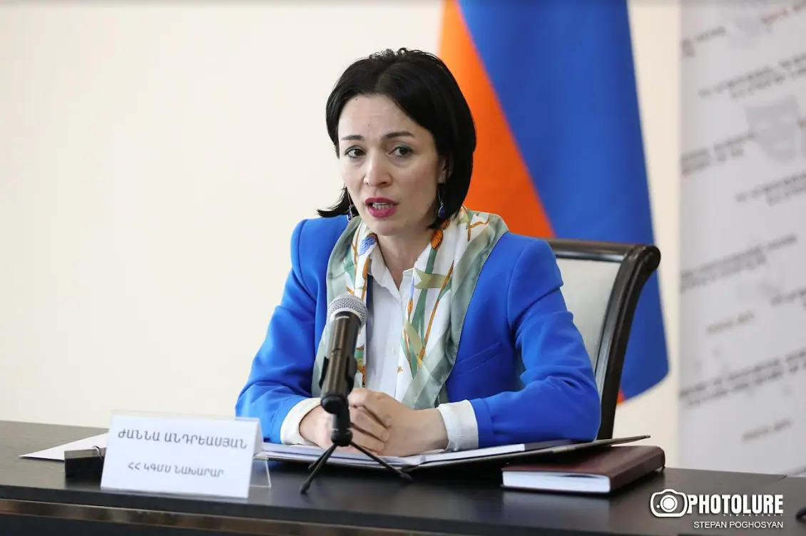 Жанна Андреасян: Необходимо, чтобы ИИ входил в систему образования не автоматически, а педагогически продуманным образом, в качестве помощника учителя и преподавателя Жанна Андреасян: Необходимо, чтобы ИИ входил в систему образования не автоматически, а педагогически продуманным образом, в качестве помощника учителя и преподавателя