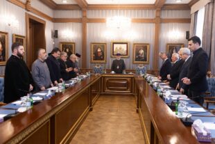 Գերագույն հոգևոր խորհուրդը մտահոգված է 10 եպիսկոպոսների հայտարարություններով․ Մայր Աթոռում նիստ է եղել