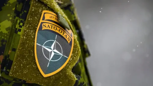 ՌԴ-ն առկա քաղաքական մթնոլորտը համարում է նշան, որ Արևմուտքը, ՆԱՏՕ-ն և Եվրոպան գտնվում են քաոսի մեջ, փլուզման եզրին