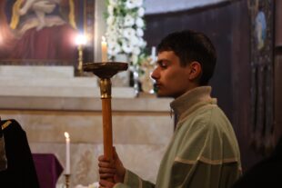 Հոգևորականները Թալինի եկեղեցում սրբագործելու կարգ են կատարել (լուսանկարներ)