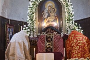 Հոգևորականները Թալինի եկեղեցում սրբագործելու կարգ են կատարել (լուսանկարներ)