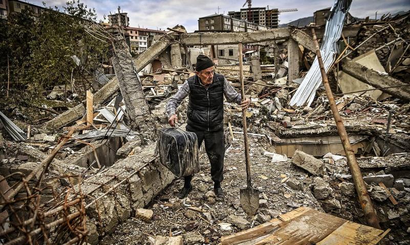 Մնացել ենք ու կռվել մինչև վերջ Մնացել ենք ու կռվել մինչև վերջ