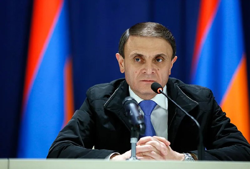 Hetq: Валерия Осипяна и его жену пригласили в прокуратуру Hetq: Валерия Осипяна и его жену пригласили в прокуратуру