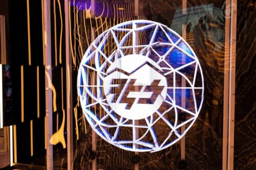 Ստոկհոլմի արբիտրաժային տրիբունալը ամբողջությամբ մերժել է ՀԷՑ-ի գործով Կարապետյանների միջնորդության բոլոր պահանջները