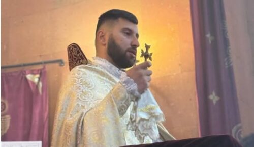 Ես այս եկեղեցուց դուրս կգամ մի դեպքում․ Տեր Արտաշես քահանան՝ իրենց հեռացնելու մասին