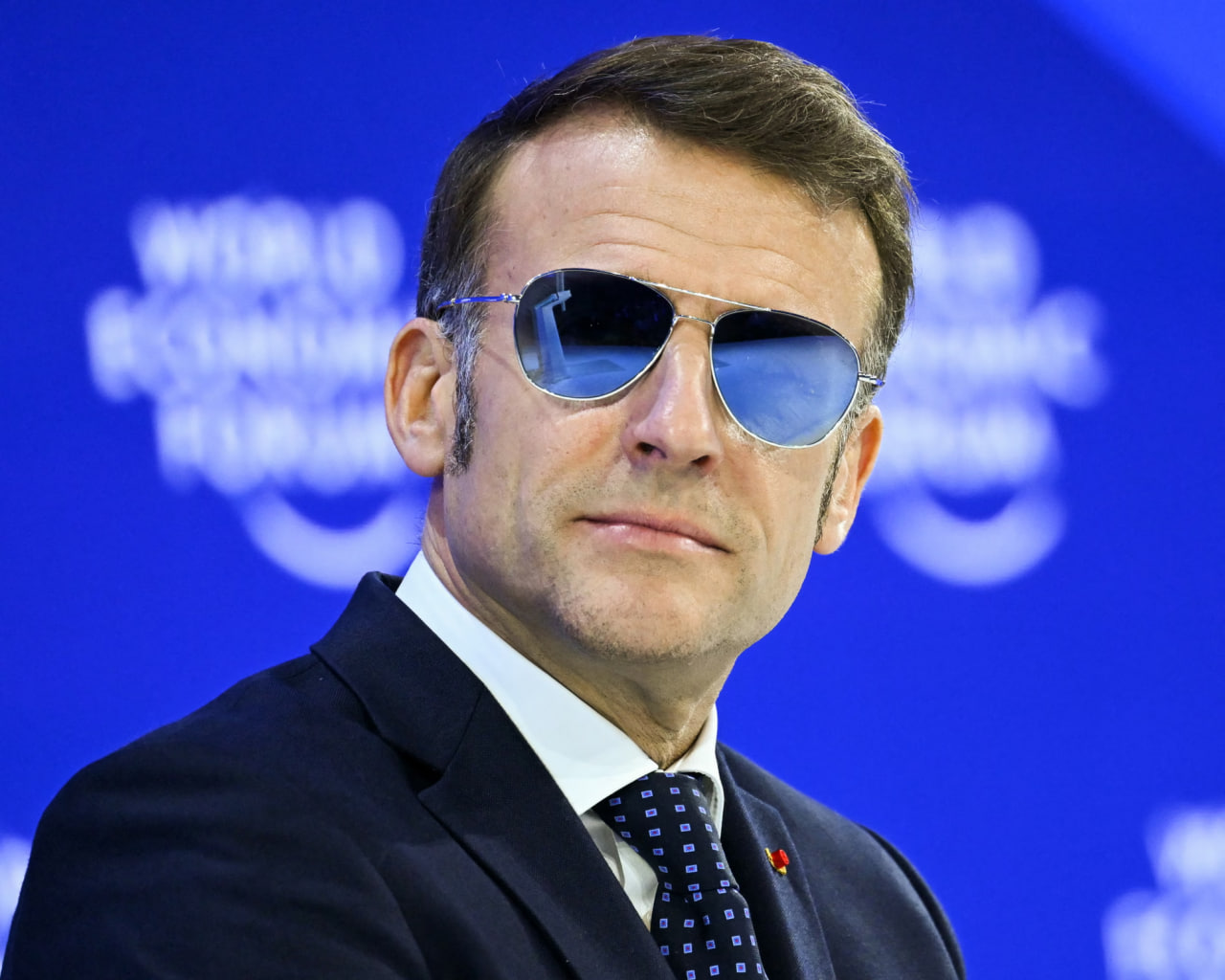 Is Brigitte to blame? Macron’s sunglasses steal the spotlight at Davos Is Brigitte to blame? Macron’s sunglasses steal the spotlight at Davos