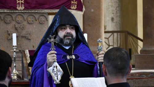 Հայ եկեղեցին չի վախեցել անցյալում և չի վախենա նաև այսօր․ Արագածոտնի թեմի առաջնորդ
