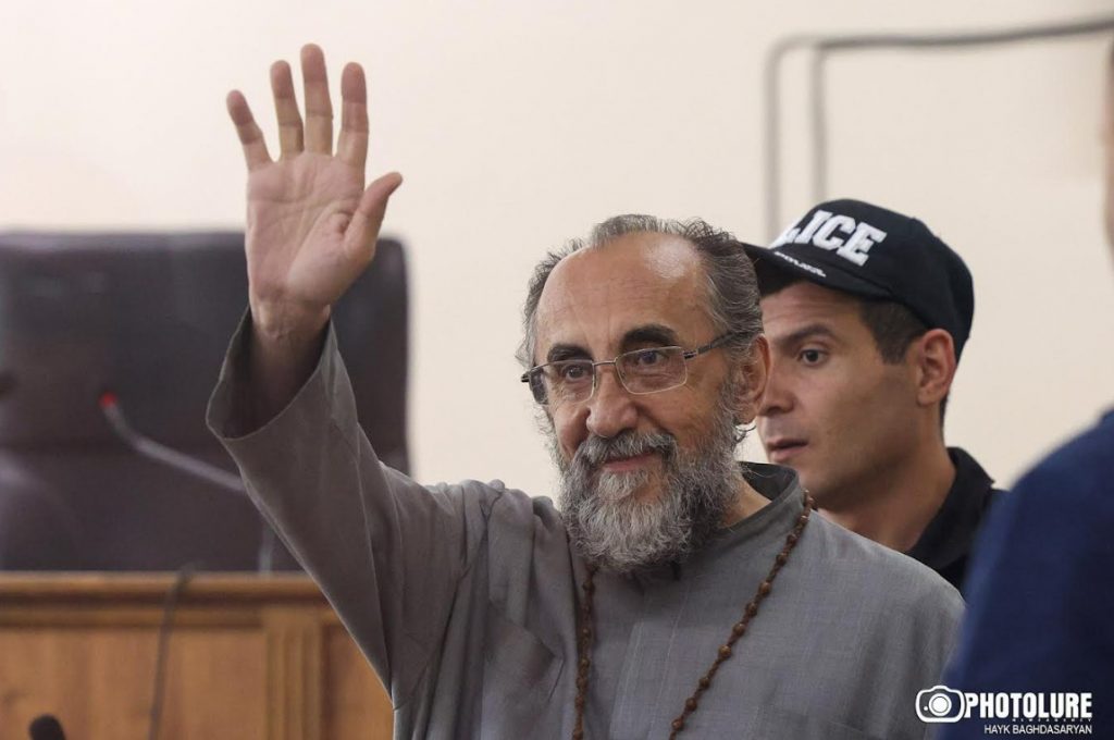 МЦ «Измирлян» сообщил подробности о состоянии здоровья архиепископа Микаэла МЦ «Измирлян» сообщил подробности о состоянии здоровья архиепископа Микаэла