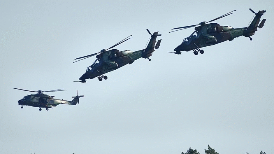 Եվրոպական զորքերը ժամանում են Գրենլանդիա