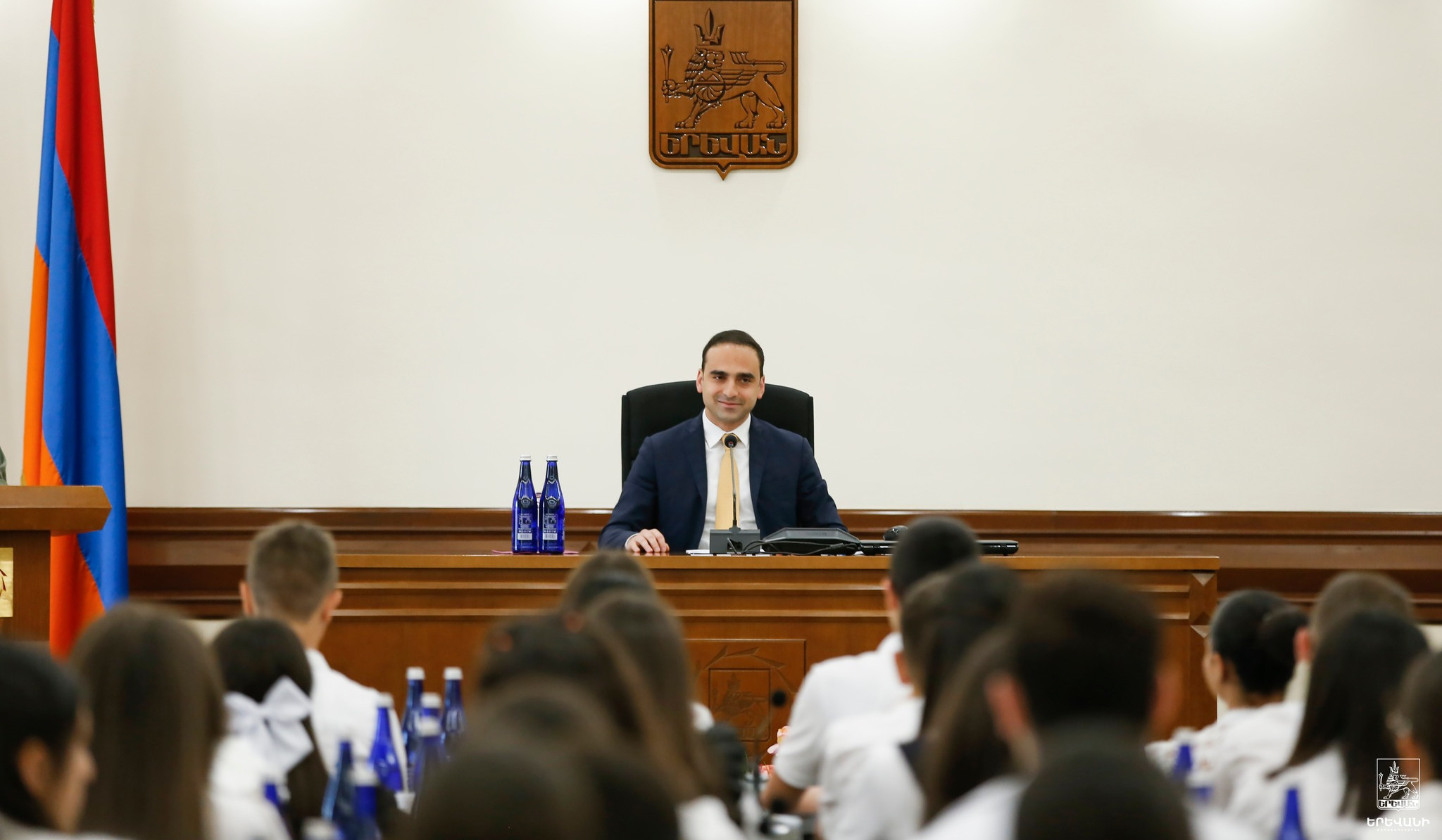 Երևանի վարչական շրջանների կատարած աշխատանքից ես դժգոհ եմ․ Տիգրան Ավինյան Երևանի վարչական շրջանների կատարած աշխատանքից ես դժգոհ եմ․ Տիգրան Ավինյան