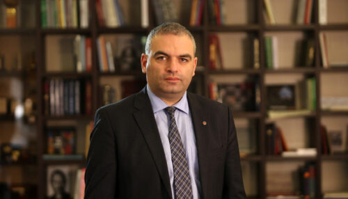 Հայկ Դեմոյանը մանրամասներ է ներկայացրել իր տանը տեղի ունեցած քննչական գործողությունների վերաբերյալ