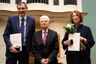 Ակադեմիկոս Հարություն Ավետիսյանը Մոսկվայում արժանացել է OGANESSON մրցանակի՝ գիտության ոլորտում ներդրման համար