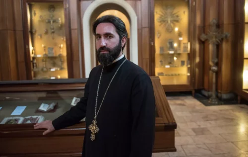 Մեզանից յուրաքանչյուրից պահանջվում է, որ մնանք հաստատուն և հստակ կեցվածքով՝ հավատարիմ մեր ազգային ինքնությանը. Հայր Ասողիկ 