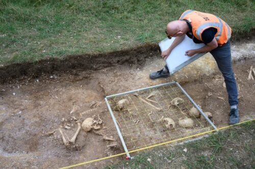 ‘Execution pit’ from the Viking Age discovered in UK