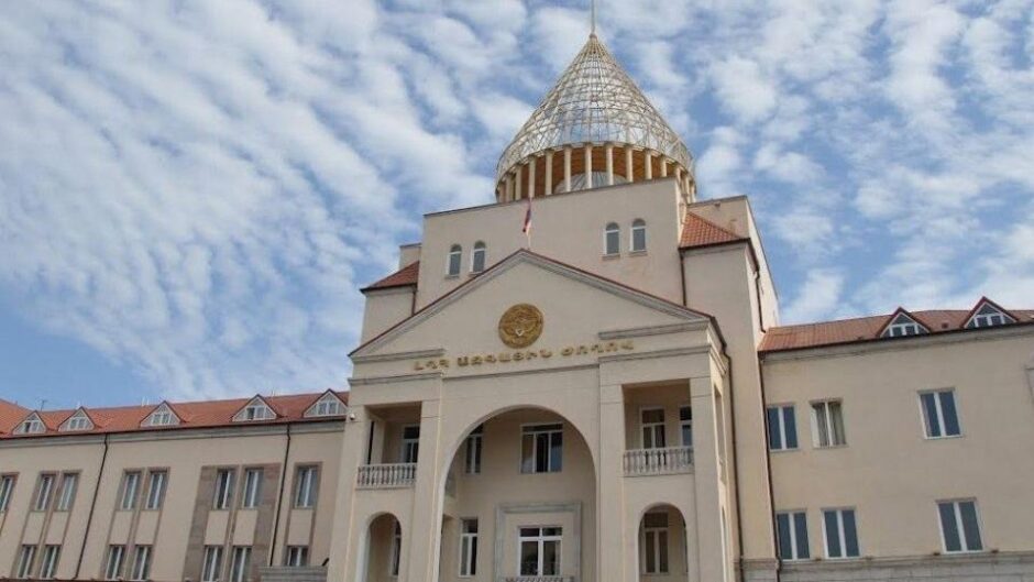 Դատապարտելի է ՀՀ իշխանությունների շարունակական անտարբերությունը հայրենակիցների սարքովի «դատավճիռների» նկատմամբ. Արցախի ԱԺ