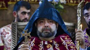 Մկրտիչ սրբազանը կգնա տուն․ խափանման միջոցը փոխվել է