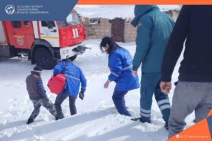 Գեղաքարում ճանապարհի դժվարանցանելիության պատճառով բժիշկը չի կարողացել մոտենալ հիվանդին