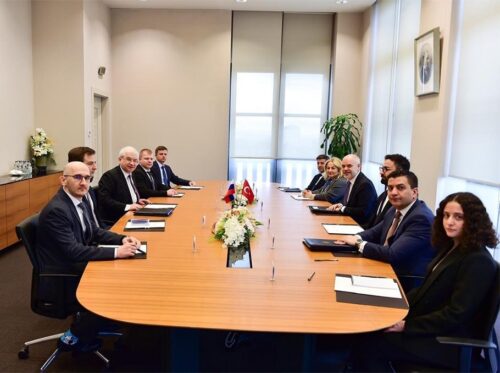 Էրդողանի խորհրդականը ՌԴ ԱԳՆ ներկայցուցչի հետ քննարկել է Ադրբեջանի և ՀՀ-ի միջև հարաբերությունների կարգավորման գործընթացը