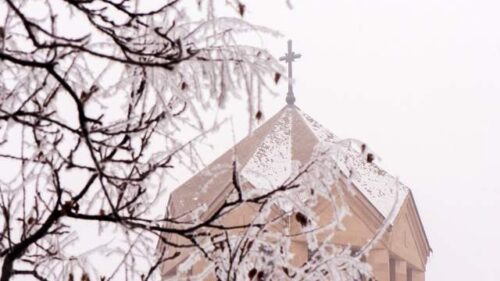 Եկեղեցու կամքը և դիմացկունությունը կորոշեն ՀՀ-ի ապագան առաջիկա քաղաքական ցիկլում․ Известия