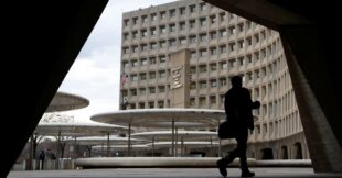 Թրամփի վարչակազմը քայլեր է ձեռնարկում ներգաղթյալների համար բնակարանային օգնությունը դադարեցնելու ուղղությամբ