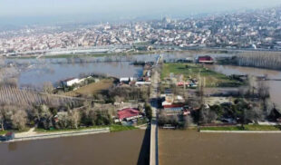 Ջրհեղեղի վտանգ՝ Թուրքիայի եվրոպական հատվածի Էդիրնե քաղաքում (լուսանկարներ)