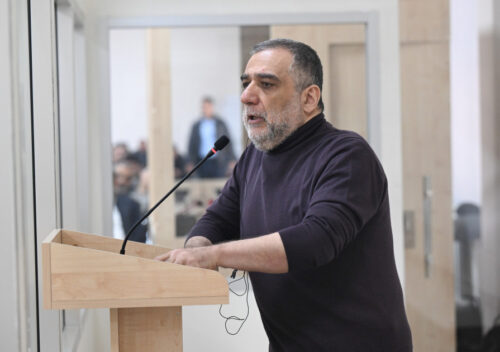 Բաքուն փորձում է ջնջել ԼՂՀ-ի մասին հիշողությունները, իսկ Փաշինյանն ազատվում է հնարավոր մրցակիցներից․ ռուսական մամուլի ամփոփում