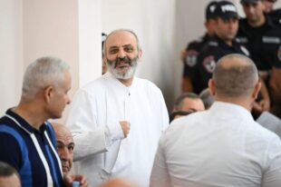 Բագրատ սրբազանի խափանման միջոց կալանքը երկարաձգվեց ևս 2 ամսով