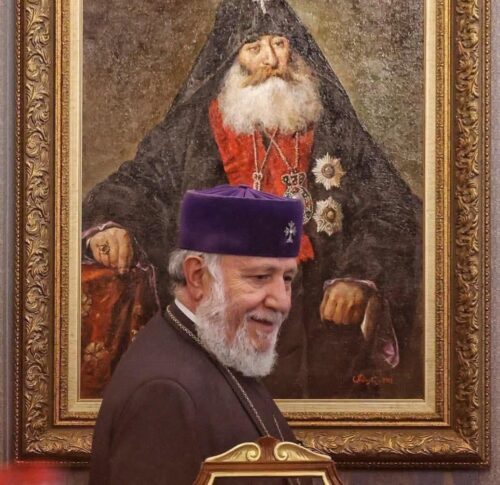 Հայաստանին անհրաժեշտ է այնպիսի իշխանություն, որ չի վախենում Եկեղեցուց, և այնքան իմաստուն է, որ Եկեղեցու դեմ պատերազմ չի սկսում. Թաթոյան