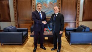 Ադրբեջանի և Թուրքիայի ԱԳ նախարարները քննարկել են Ադրբեջանի ու Հայաստանի միջև հարաբերությունների կարգավորումը