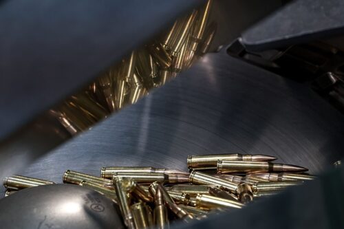 Europe faces rearmament problems, Euractiv writes