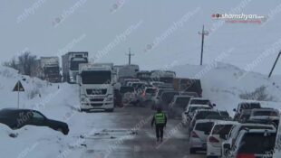 18 կիլոմետրանոց խցանում, 4000 մեքենա․ Արտակարգ իրավիճակ Արագածոտնի մարզում․ Shamshyan.com