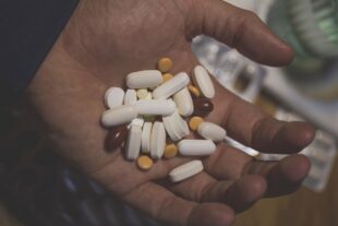 Դպրոցականների շրջանում համատարած թմրամիջոցներ օգտագործելու մասին պնդումներն անհիմն են․ ՆԳՆ խոսնակ