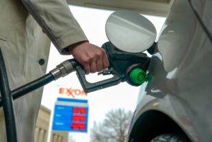 Եթե գազի գինը բարձրանում է, թող բարձրանա․ Թրամփը մտահոգված չէ Իրանի դեմ գործողության պատճառով գազի գների բարձրացմամբ 