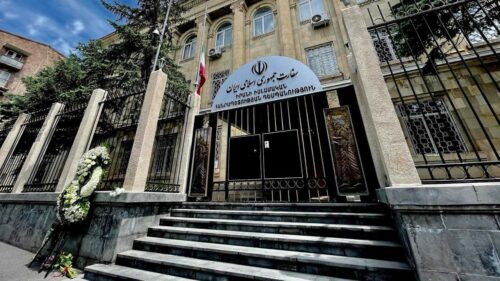 Երևանում Իրանի դեսպանատունը հայտնել է դեղորայքի և բժշկական պարագաների անհրաժեշտության մասին