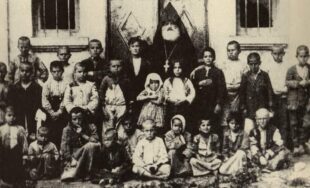 Երևանում թափառող որբ ու անտուն երեխաները 1916 թվականին