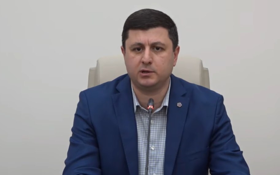 Եթե արցախցիները չեն կռվել, այդ ինչպե՞ս է ստացվել, որ «չկռված» ՊԲ հրամանատարն իր ծառայությունը շարունակում է ՀՀ ԶՈՒ-ում․ Տիգրան Աբրահամյան Եթե արցախցիները չեն կռվել, այդ ինչպե՞ս է ստացվել, որ «չկռված» ՊԲ հրամանատարն իր ծառայությունը շարունակում է ՀՀ ԶՈՒ-ում․ Տիգրան Աբրահամյան